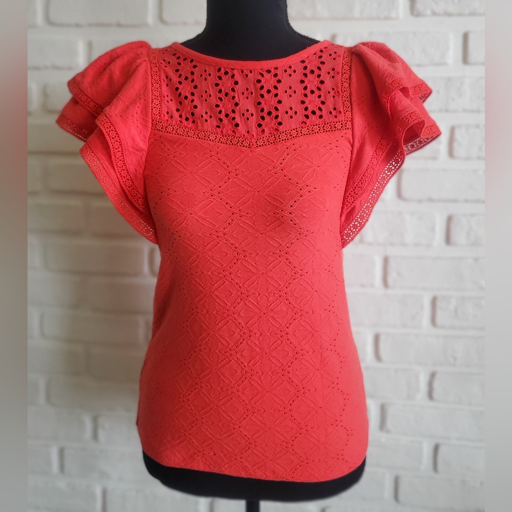 Loft Ann Taylor Eyelet Lace Ruffle Short Sleeves Embossed Floral Top